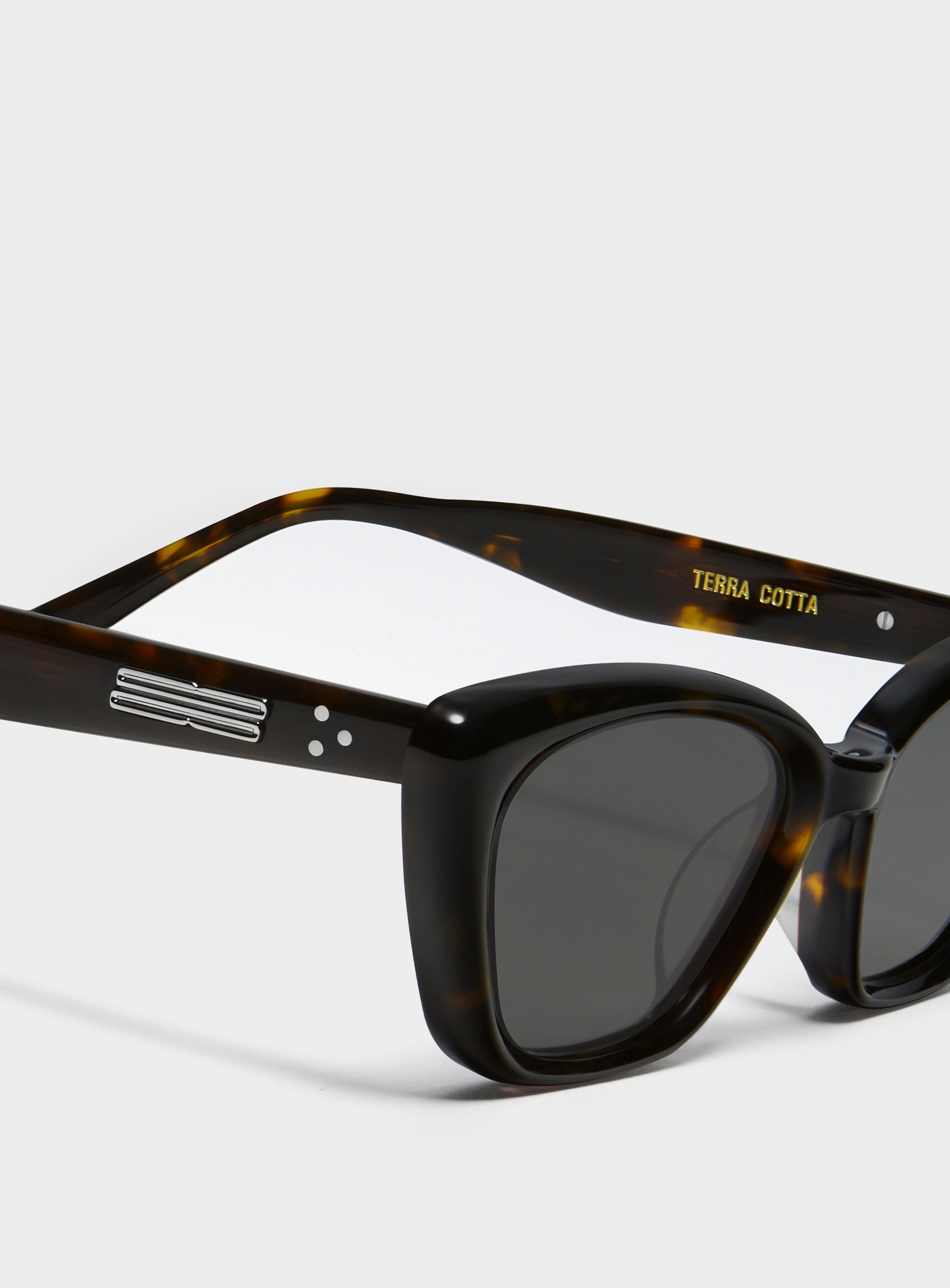 Gentle monster cat eye sunglasses top