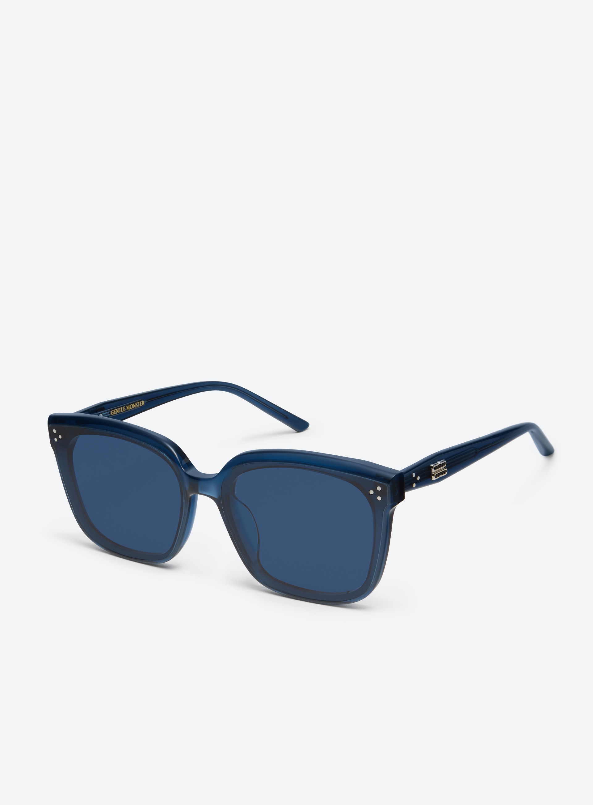 Gentle monster jumping shop jack blue