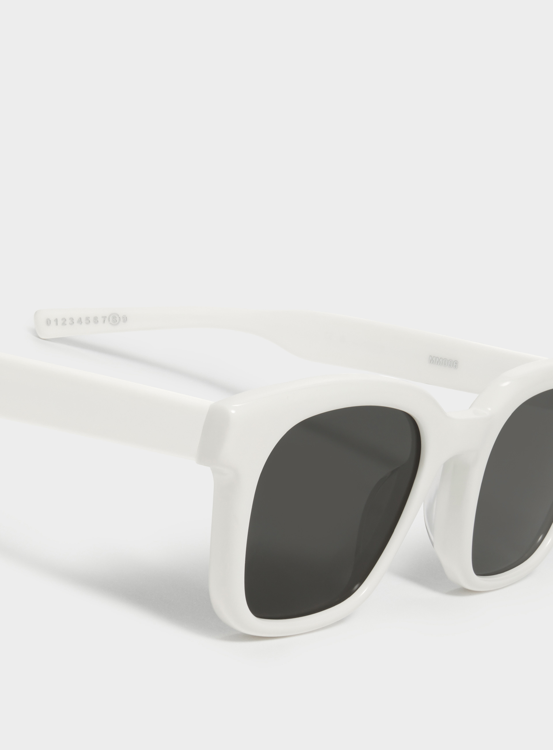 Maison Margiela - MM104 W2 | Gentle Monster