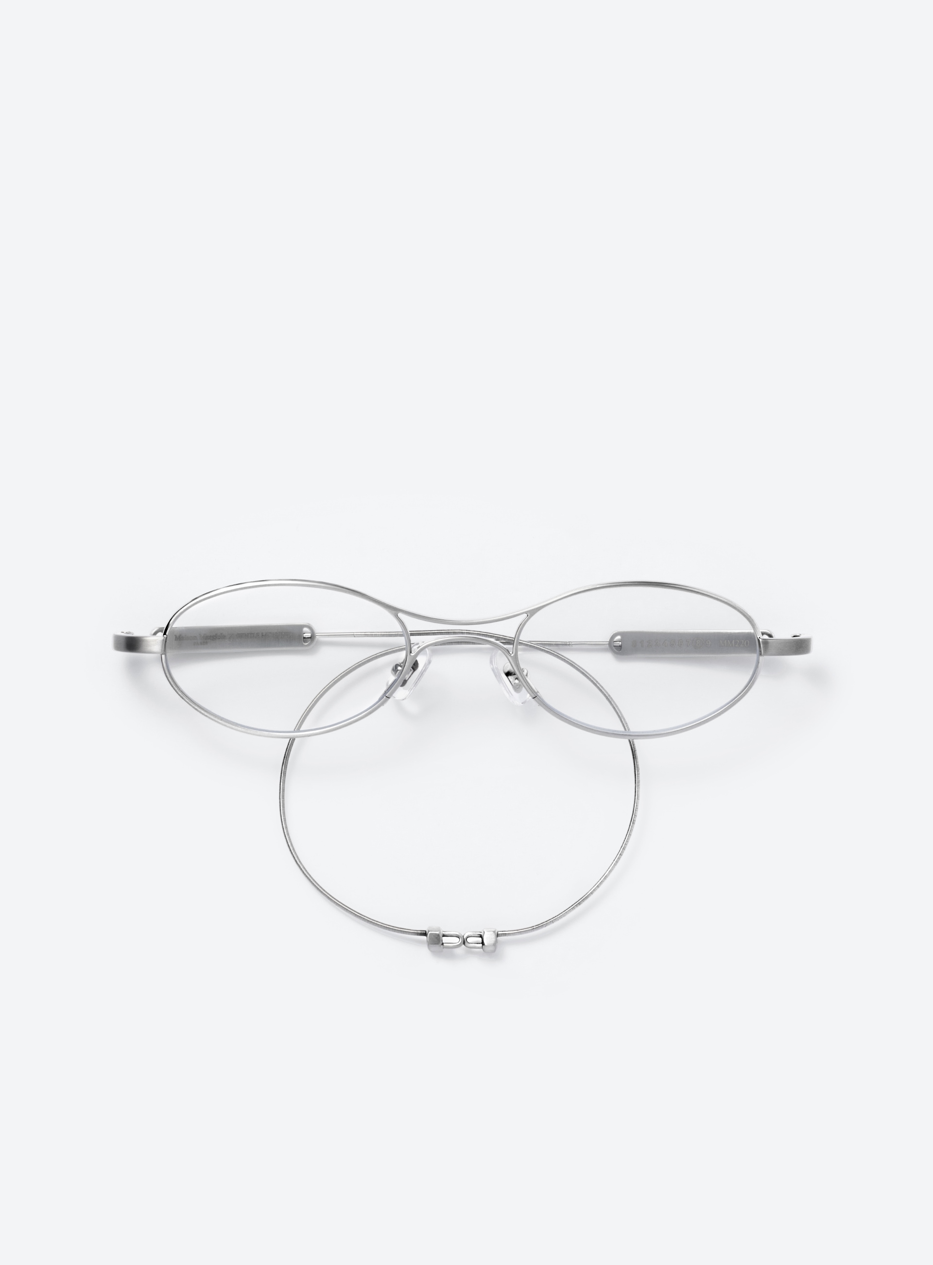 Maison Margiela - MM220 A02 | Gentle Monster